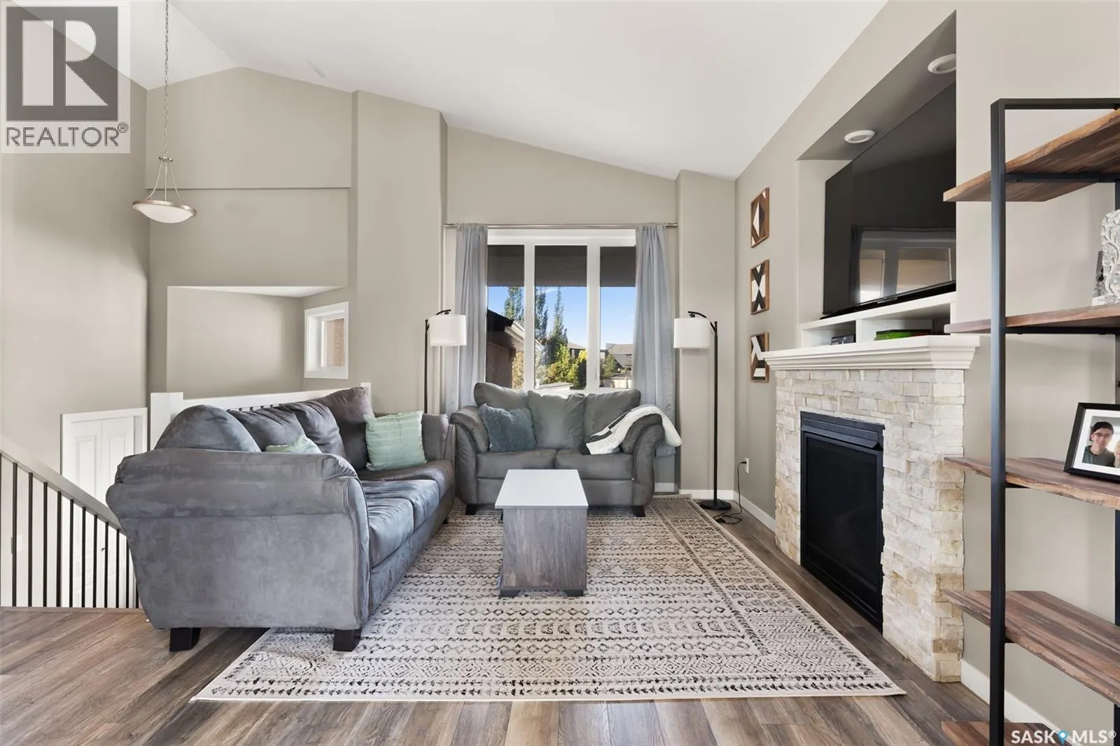 3586 Green Spruce PLACE
