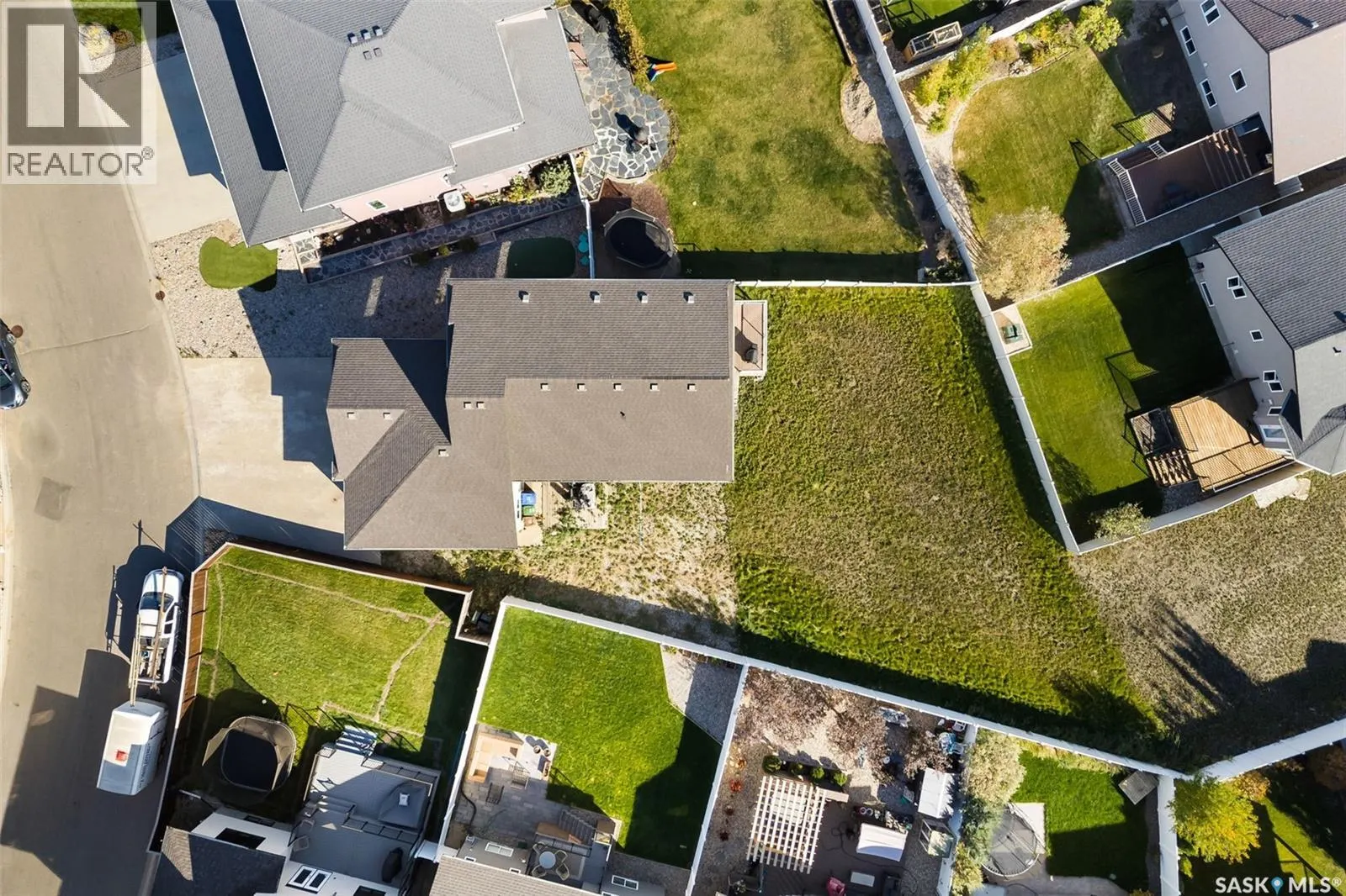 3586 Green Spruce PLACE