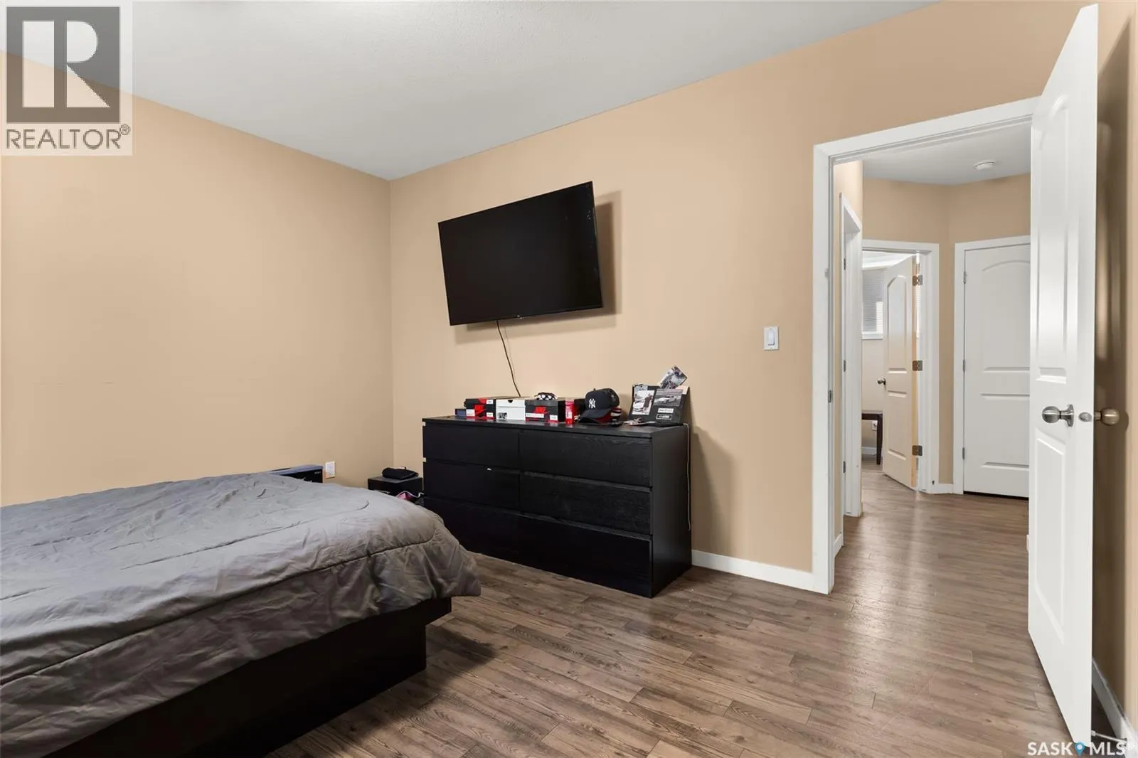 3586 Green Spruce PLACE