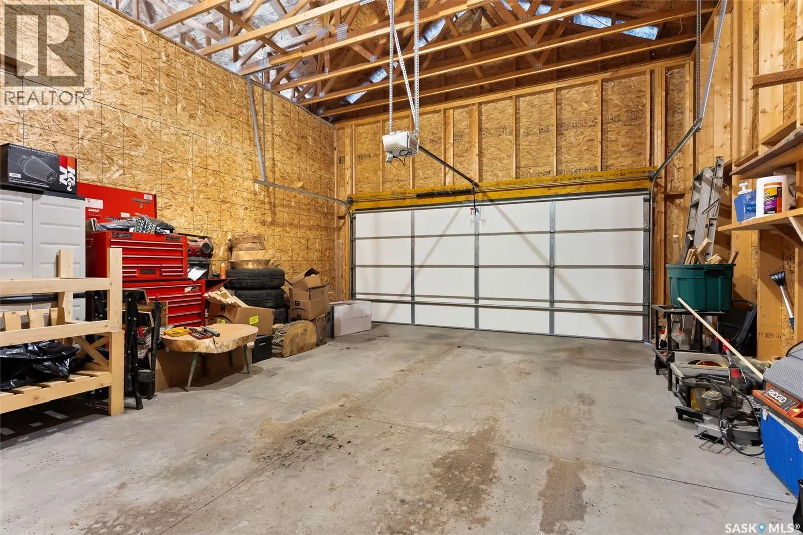 3586 Green Spruce PLACE