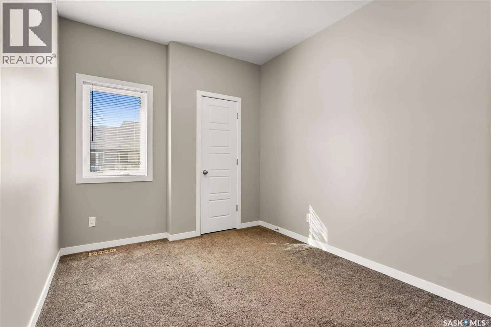 3586 Green Spruce PLACE