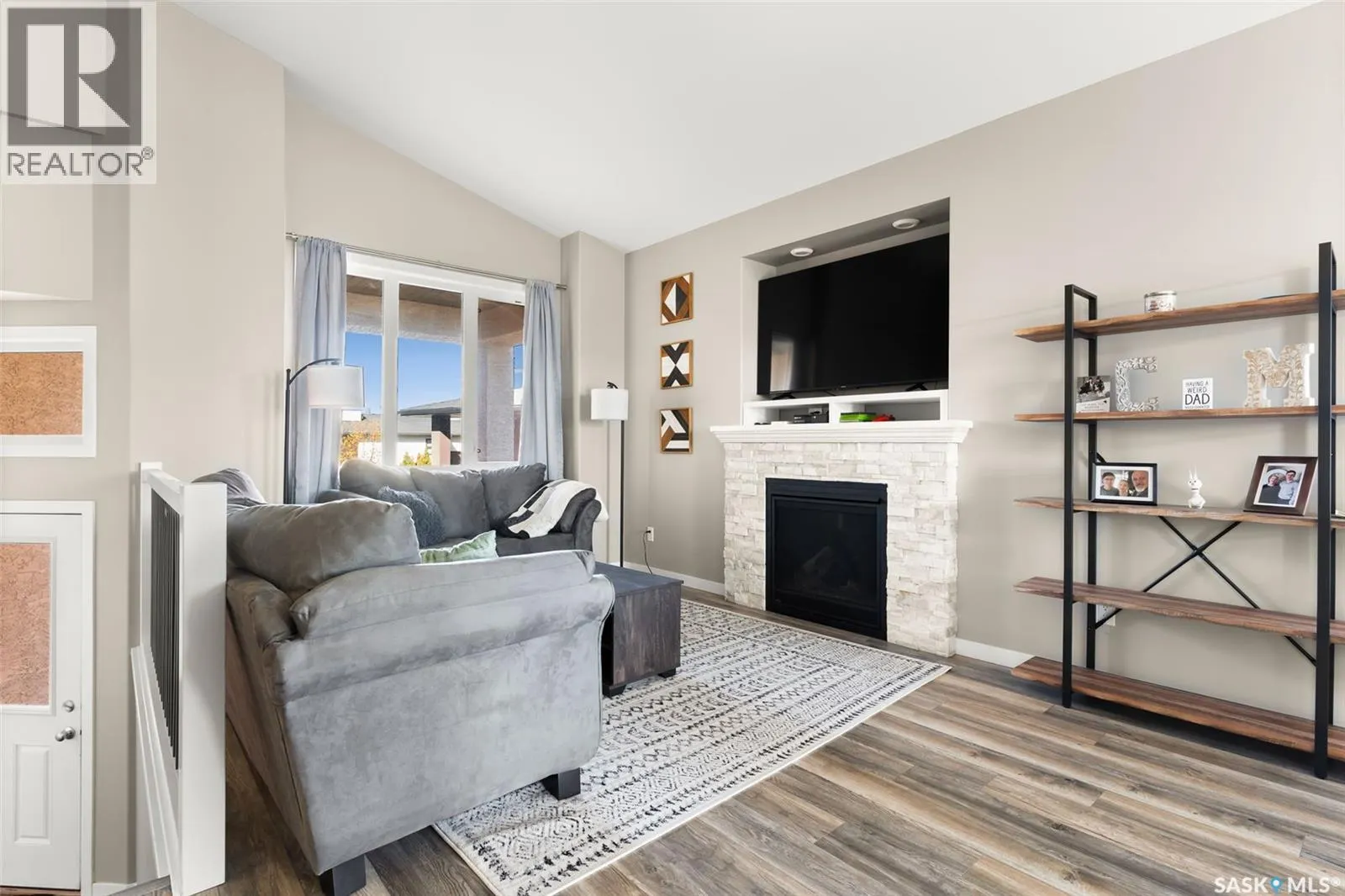 3586 Green Spruce PLACE