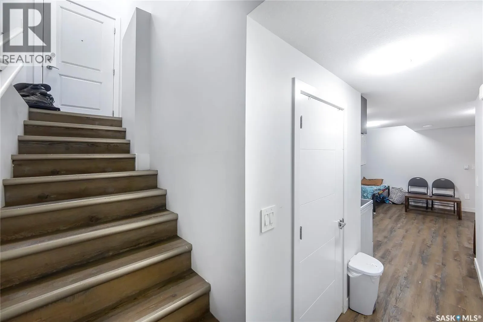 547 Kalra STREET