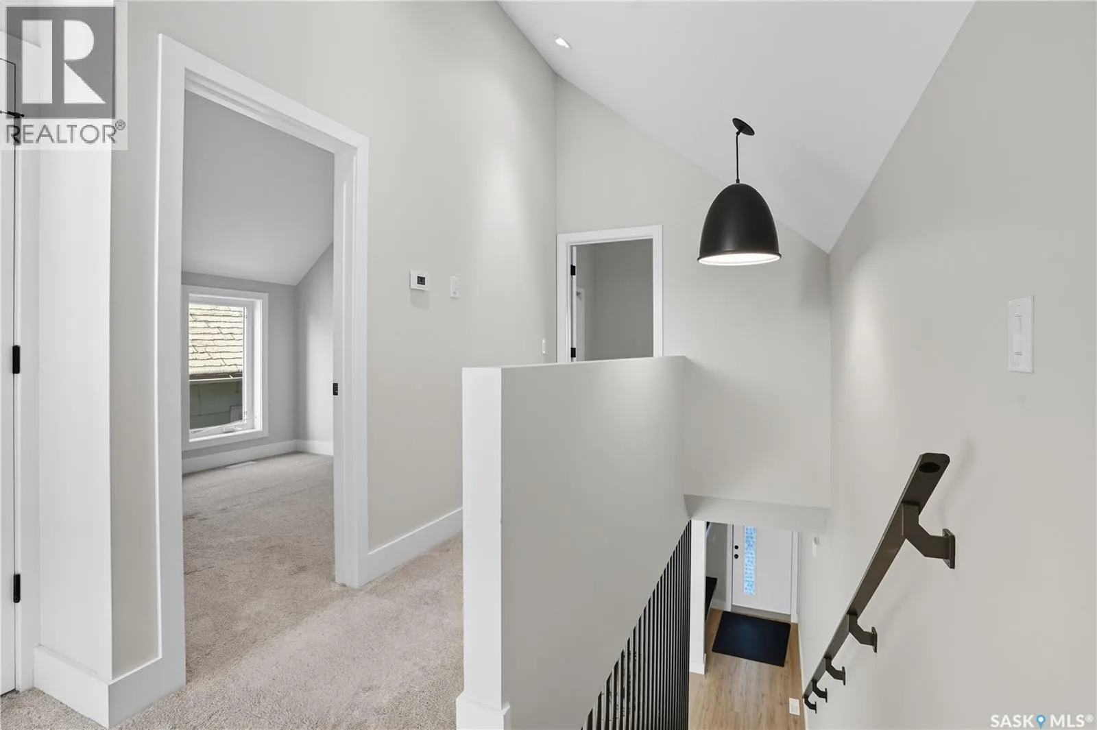 319 25th STREET W