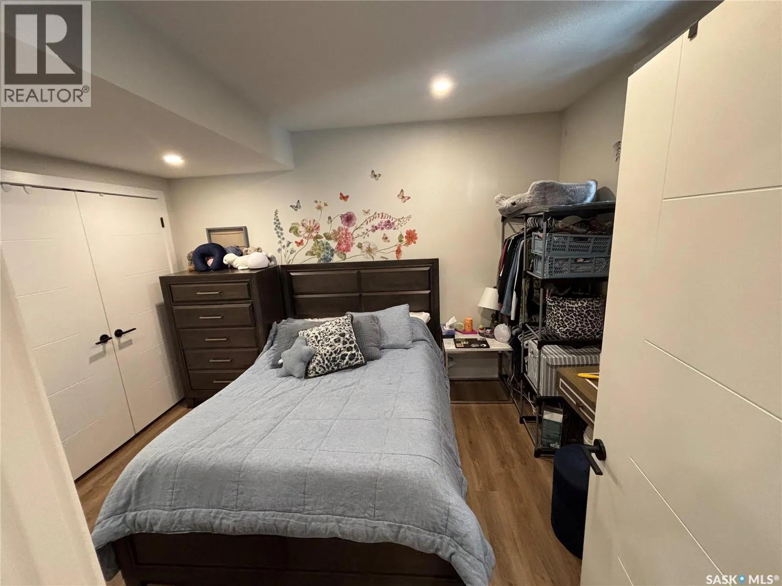 319 25th STREET W