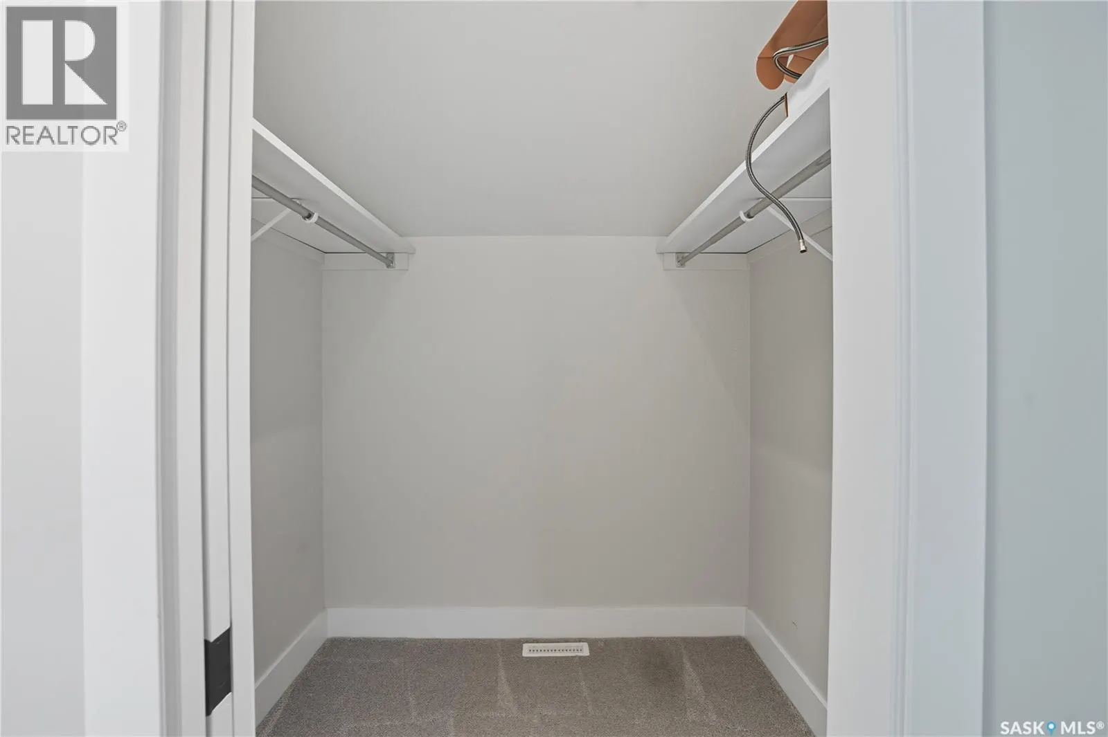 319 25th STREET W