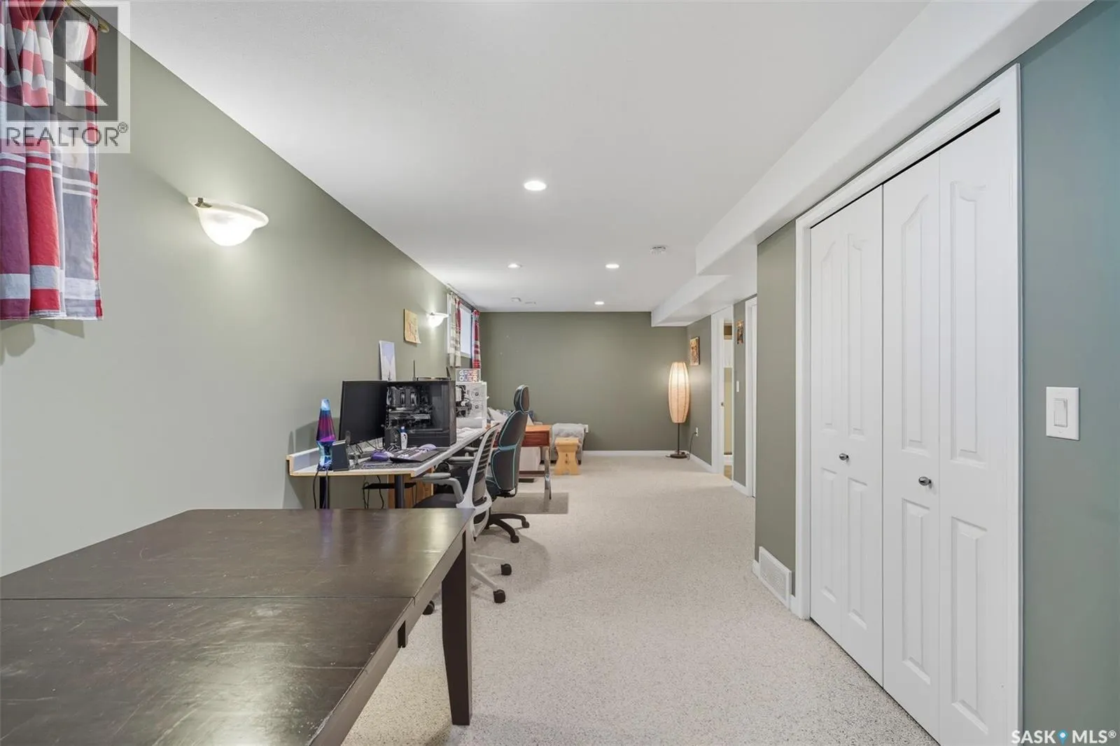 730 Lamarsh LANE