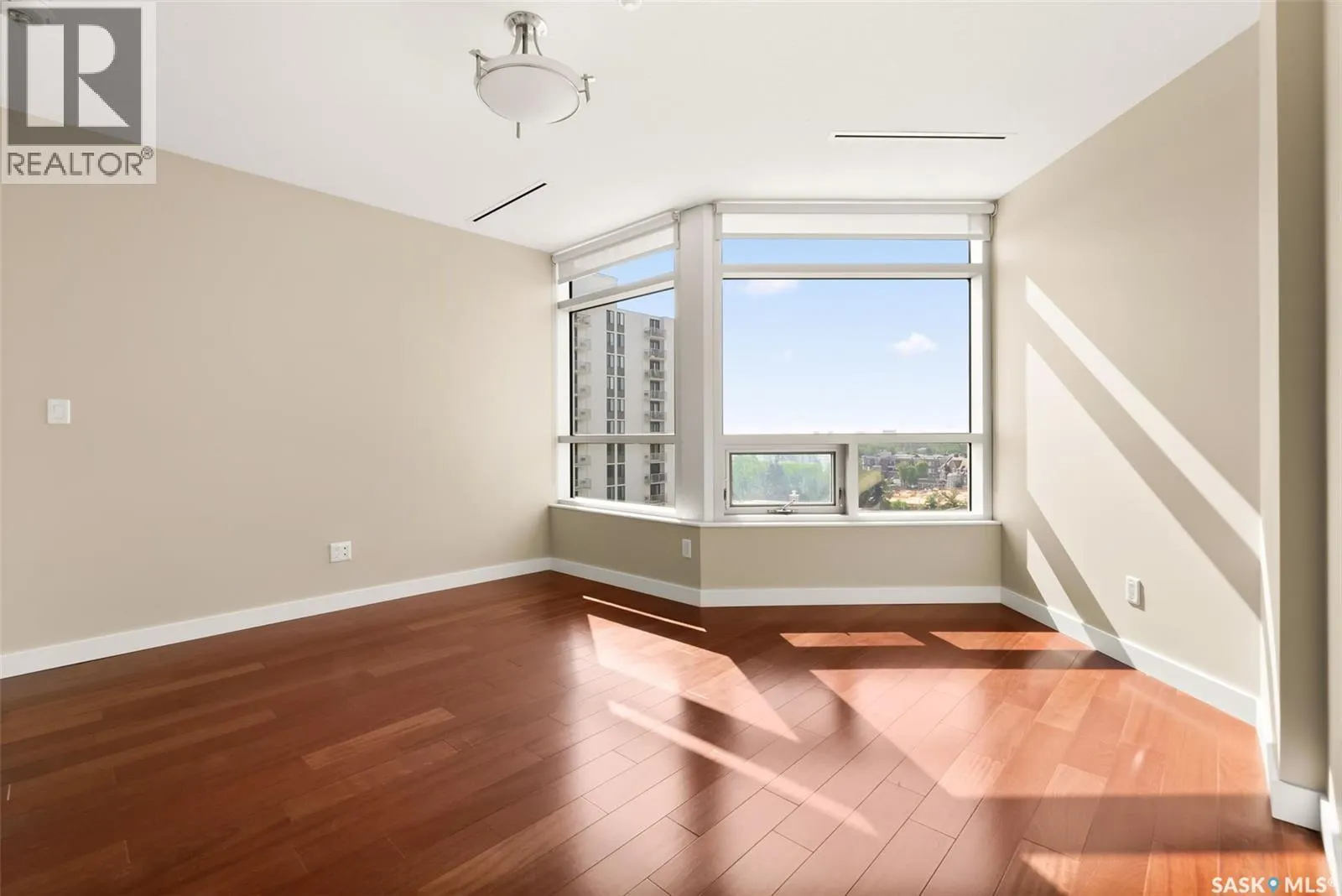 704 2300 Broad STREET