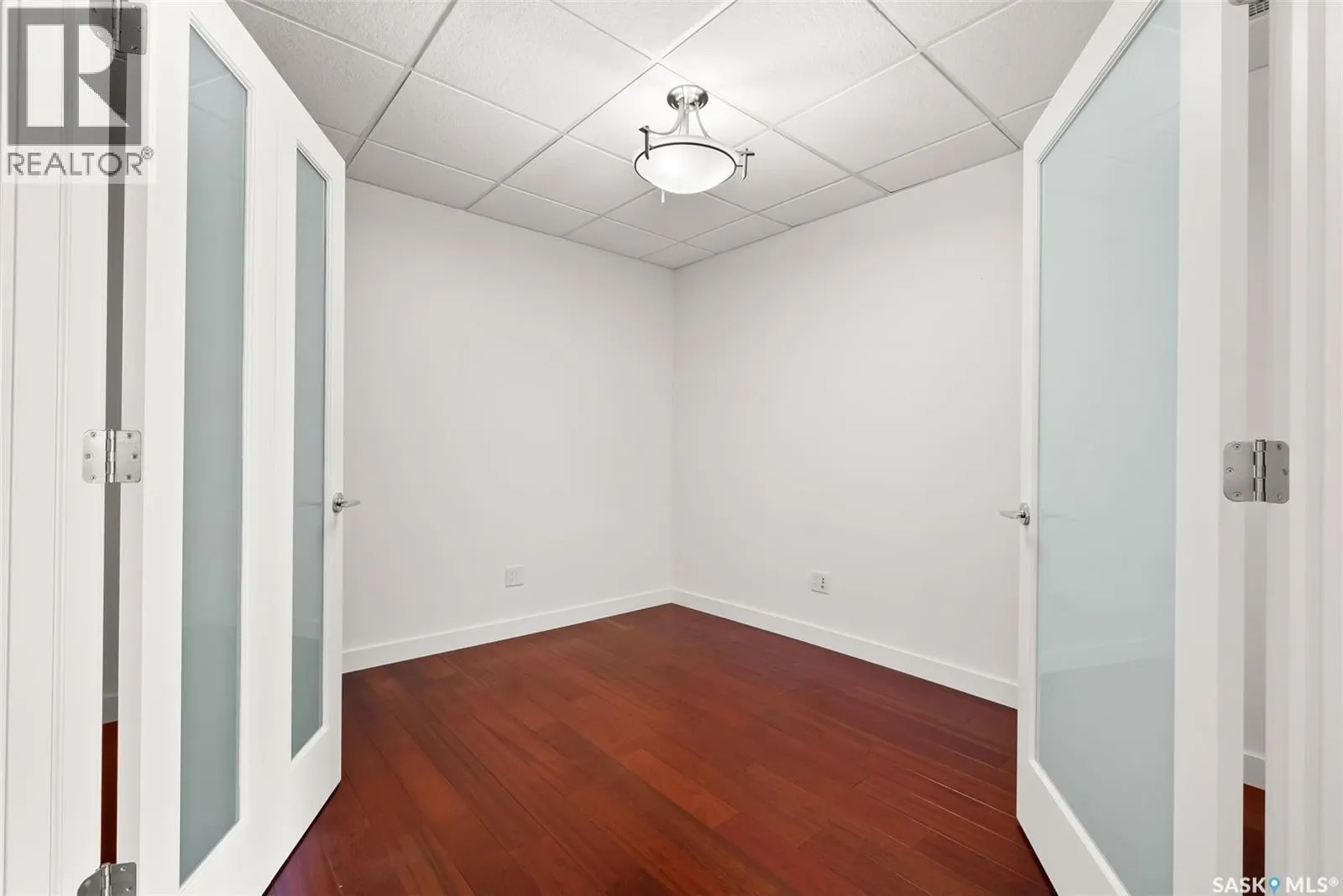 704 2300 Broad STREET