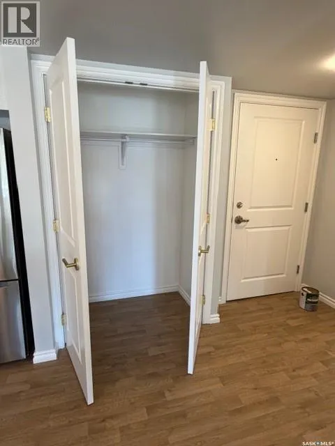 101 318 108th STREET W