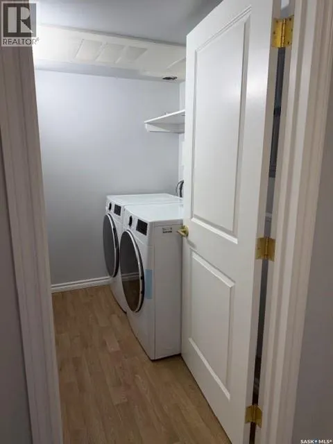101 318 108th STREET W