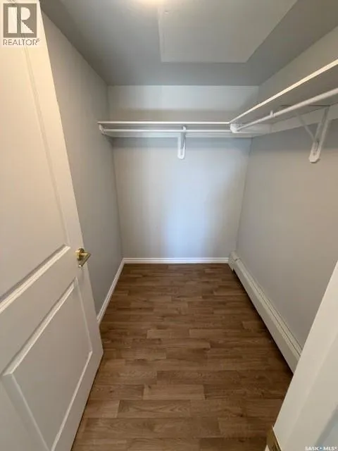 101 318 108th STREET W