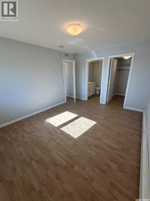 101 318 108th STREET W