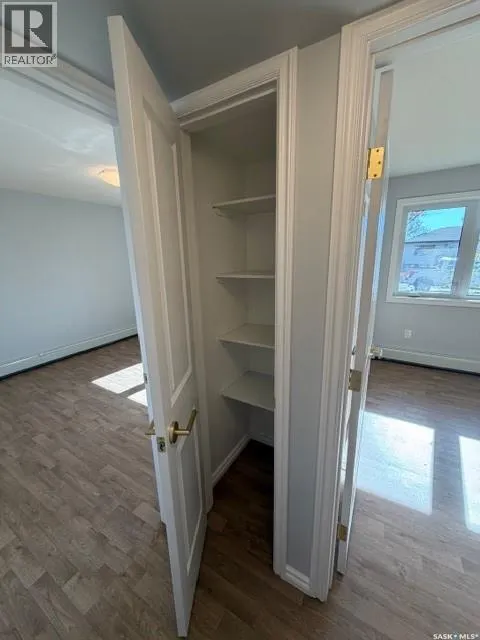 101 318 108th STREET W