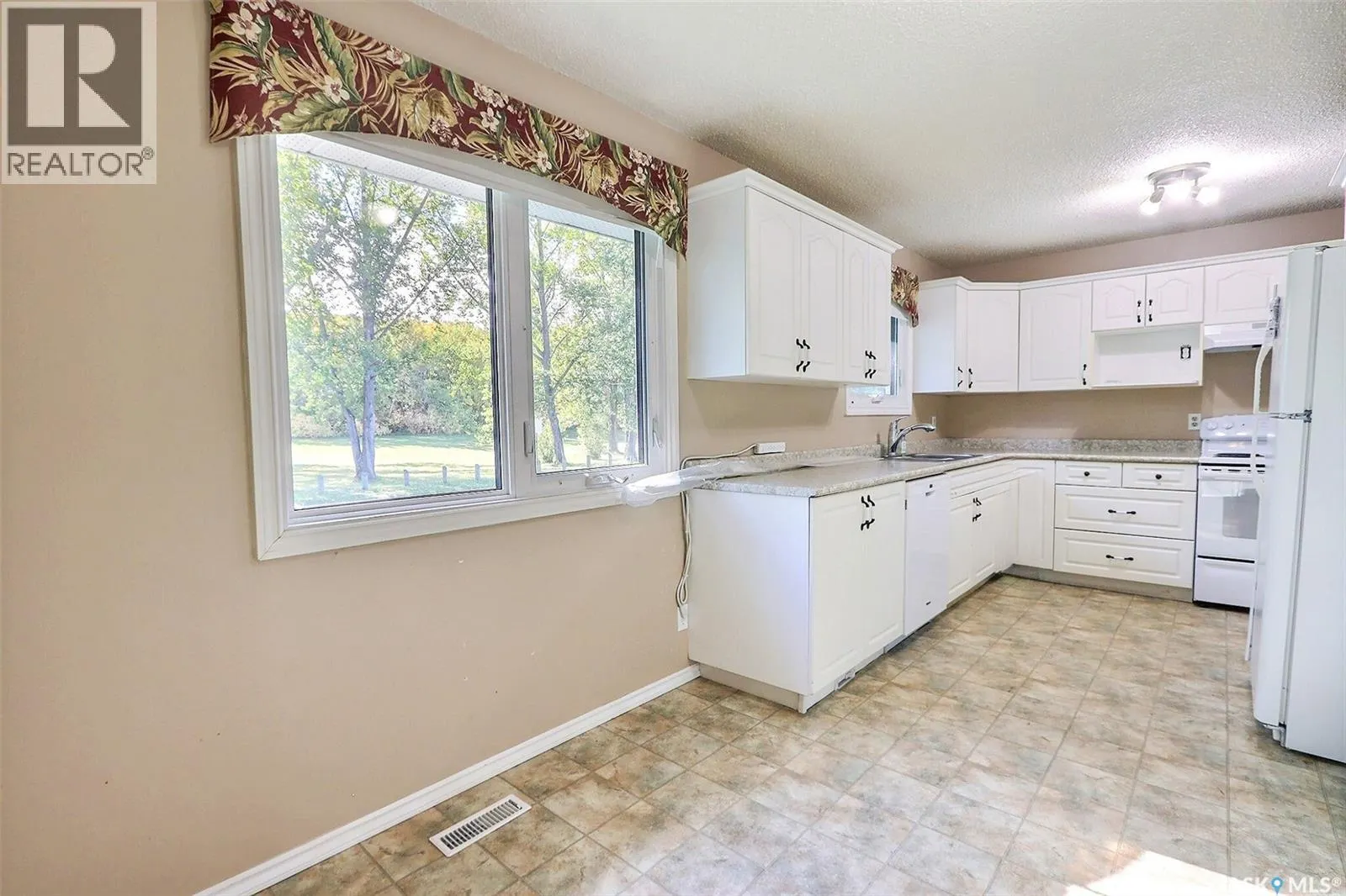 165 Macdowall CRESCENT