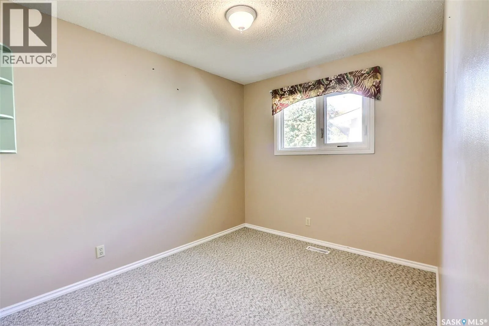 165 Macdowall CRESCENT
