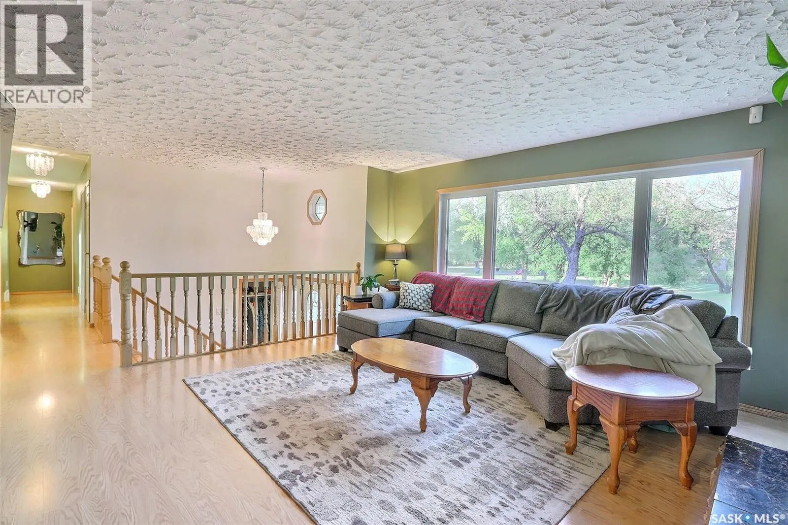 3043 Erickson CRESCENT