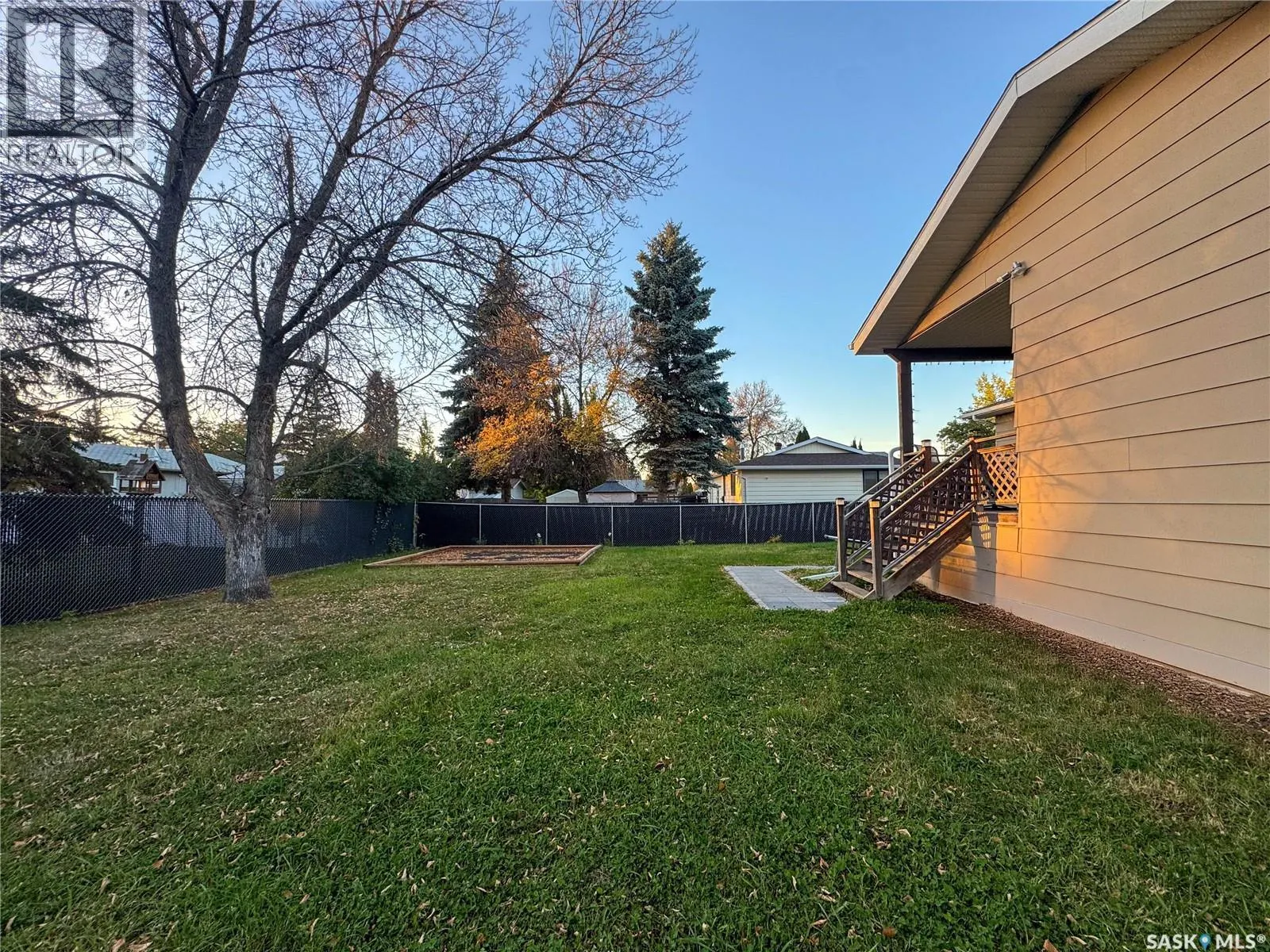 3043 Erickson CRESCENT