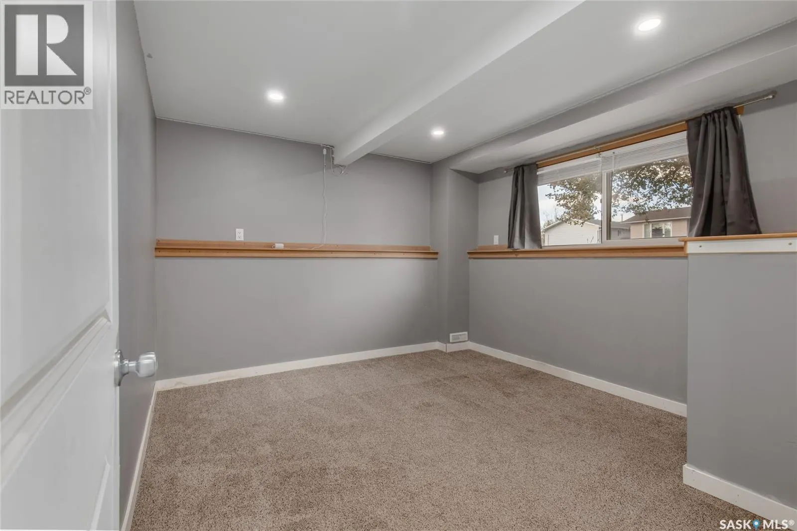 1339 SPADINA STREET W