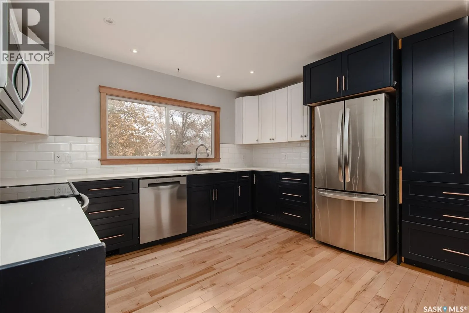 1339 SPADINA STREET W