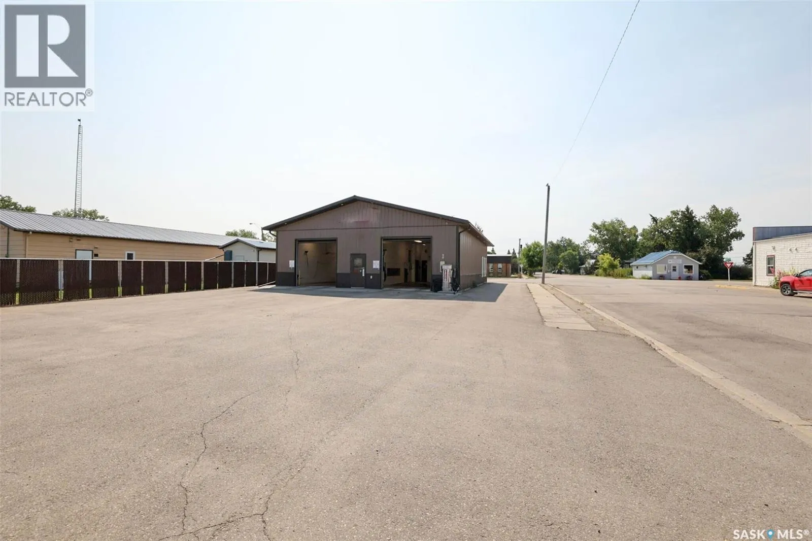 200 Main STREET