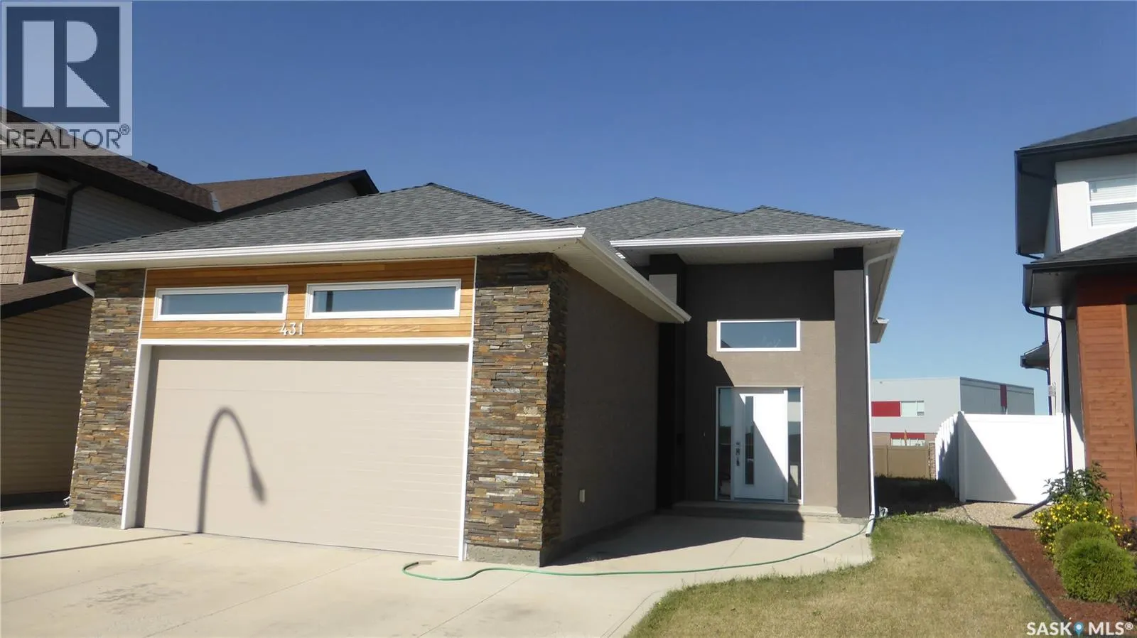 431 Flynn LANE