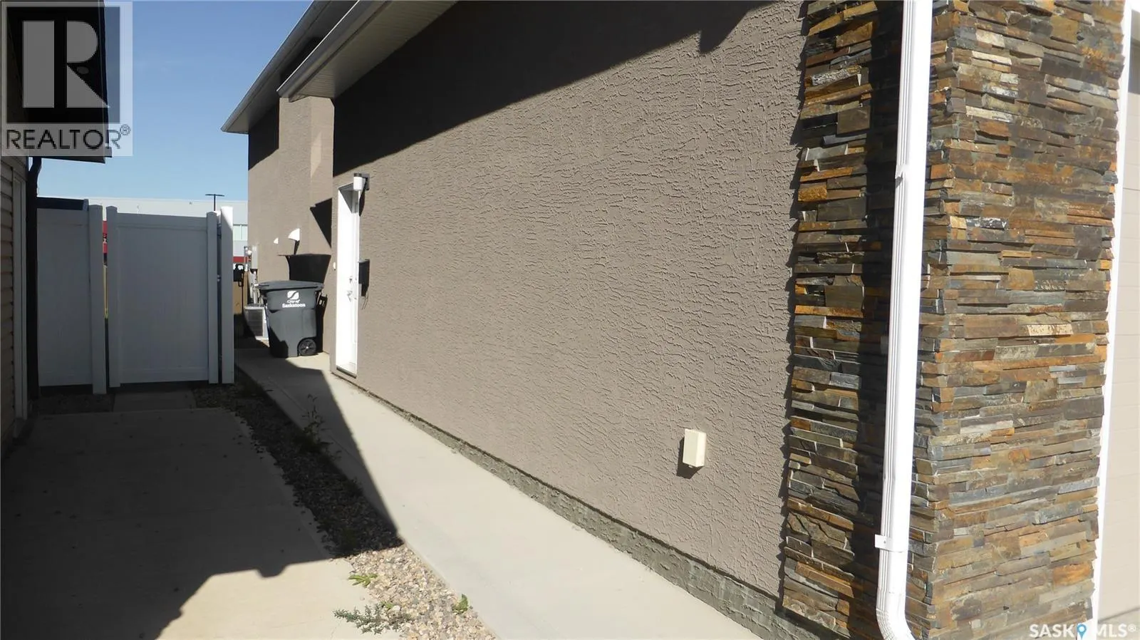 431 Flynn LANE