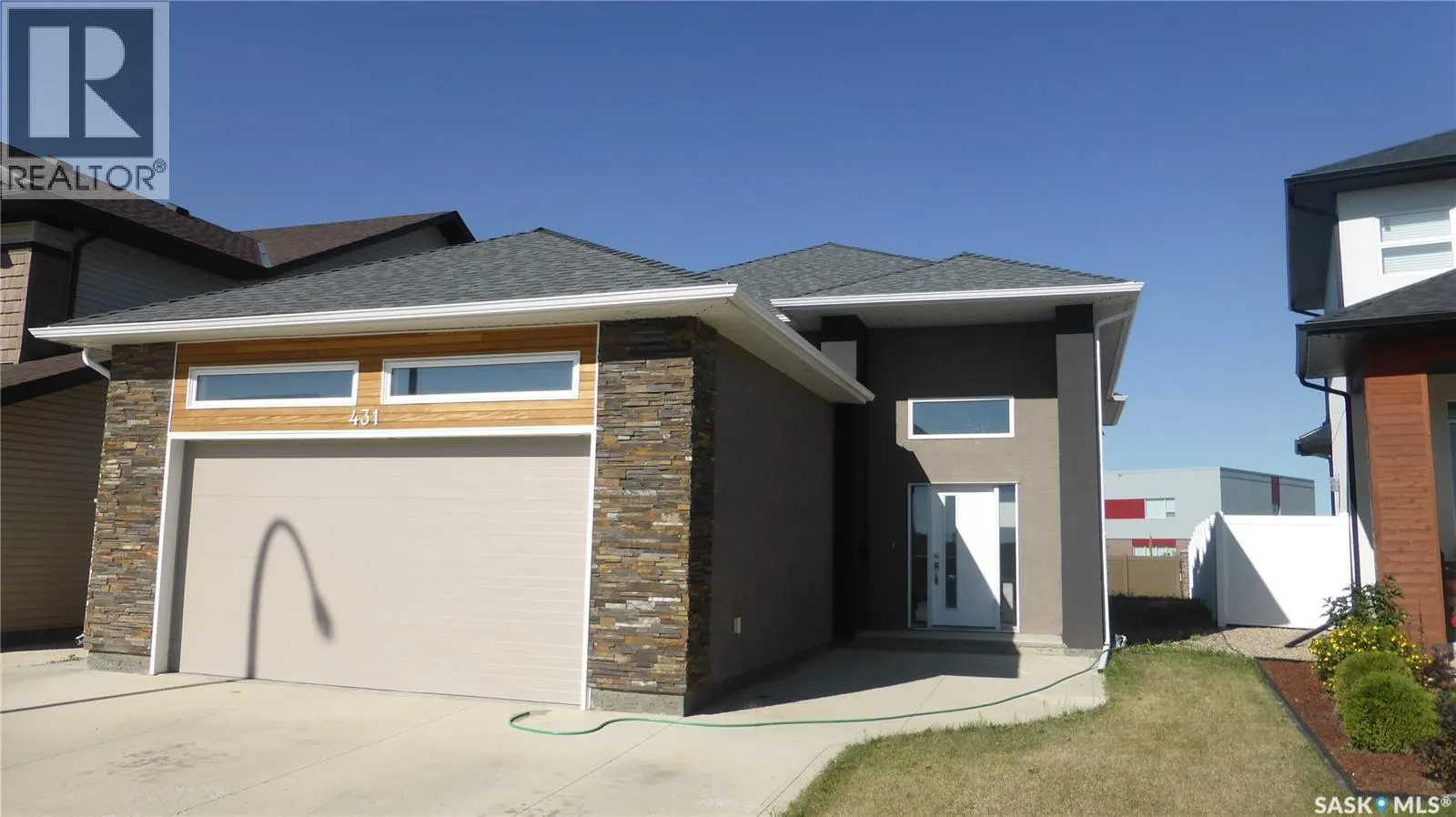 431 Flynn LANE