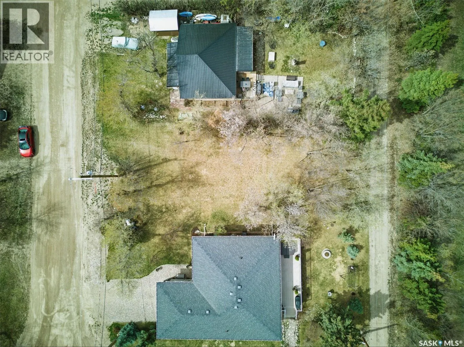 317 Douglas AVENUE