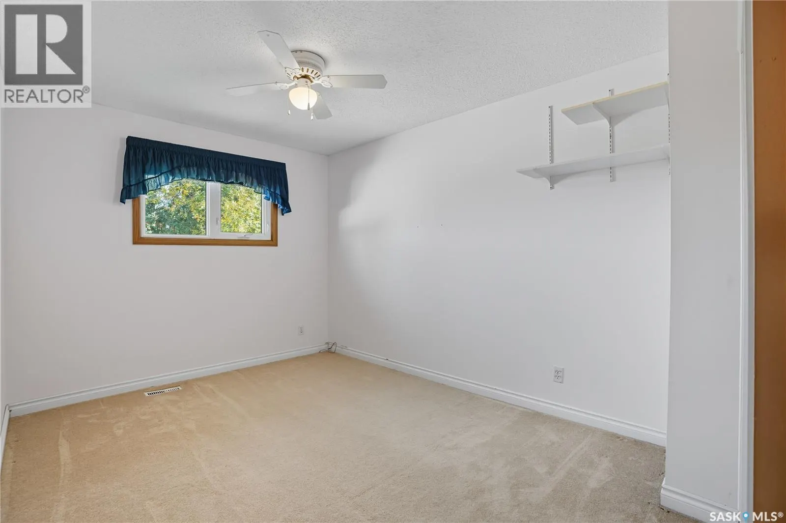 337 Brock CRESCENT