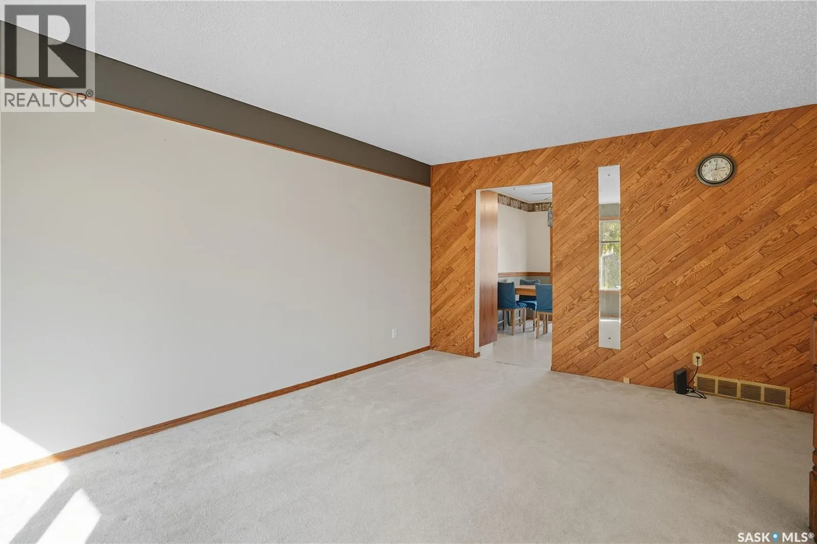 337 Brock CRESCENT