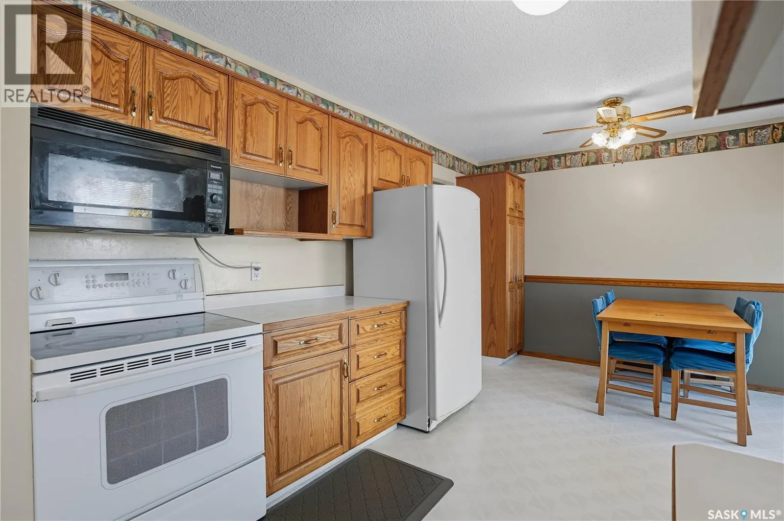 337 Brock CRESCENT