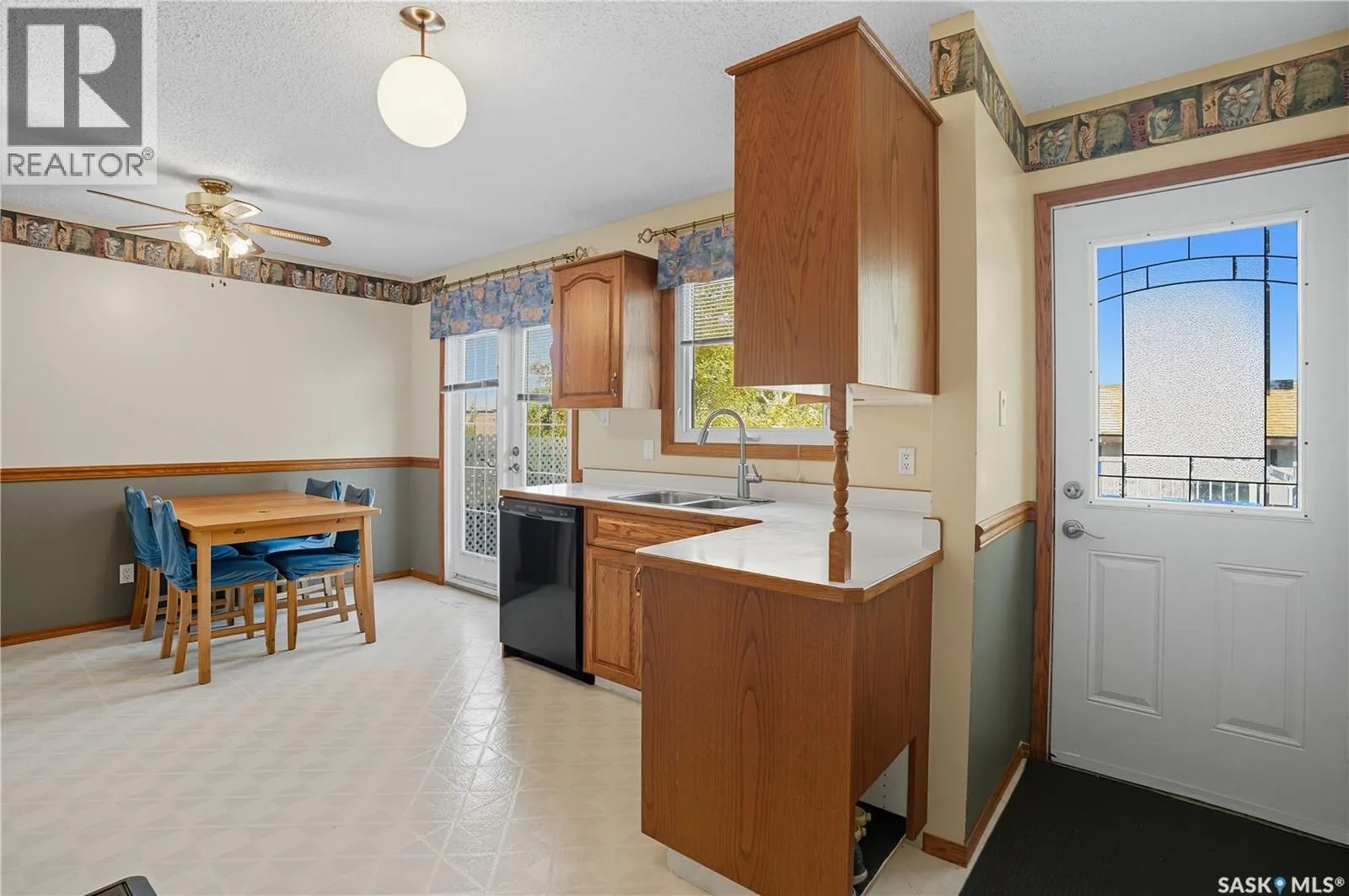 337 Brock CRESCENT
