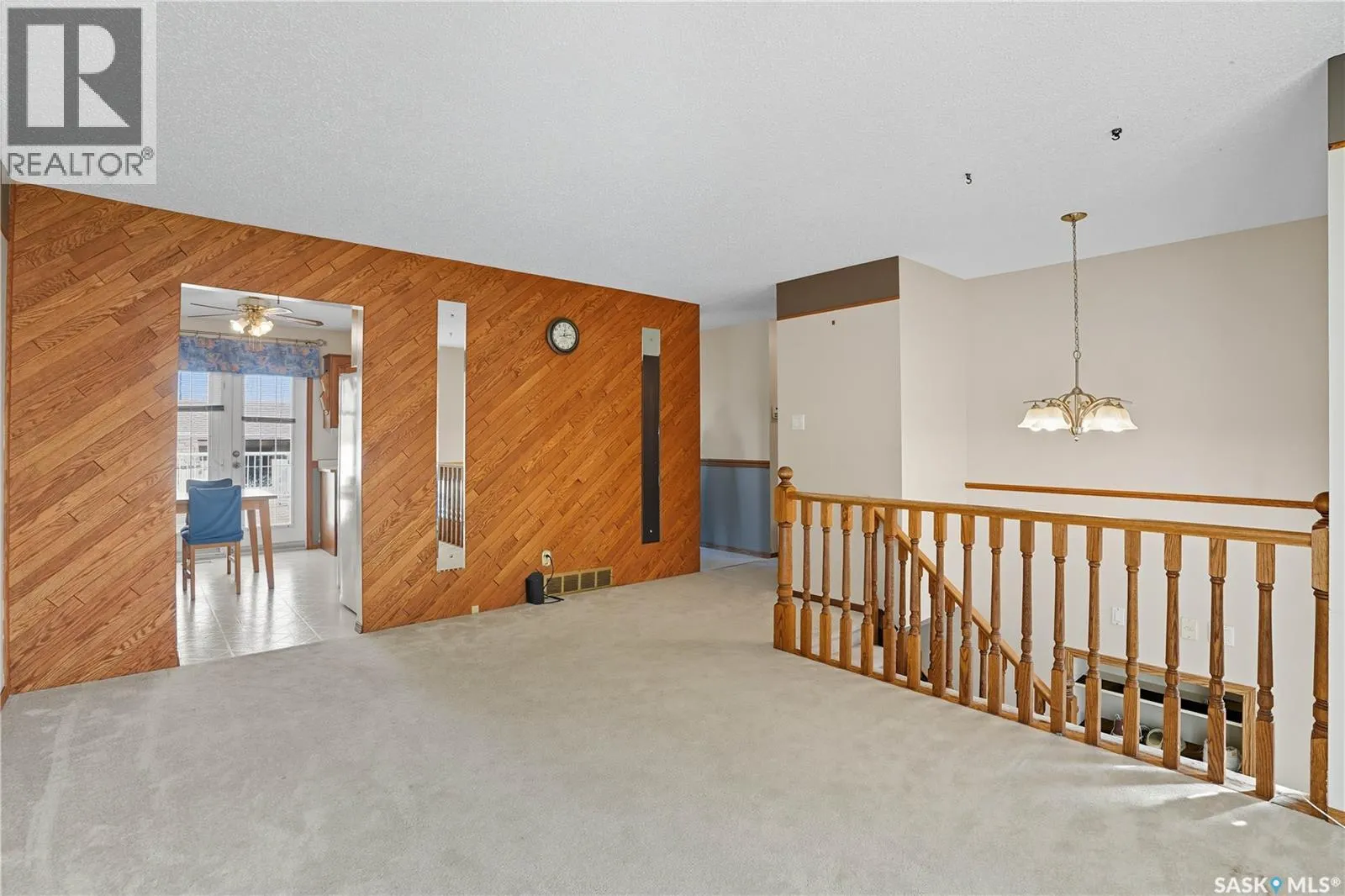 337 Brock CRESCENT