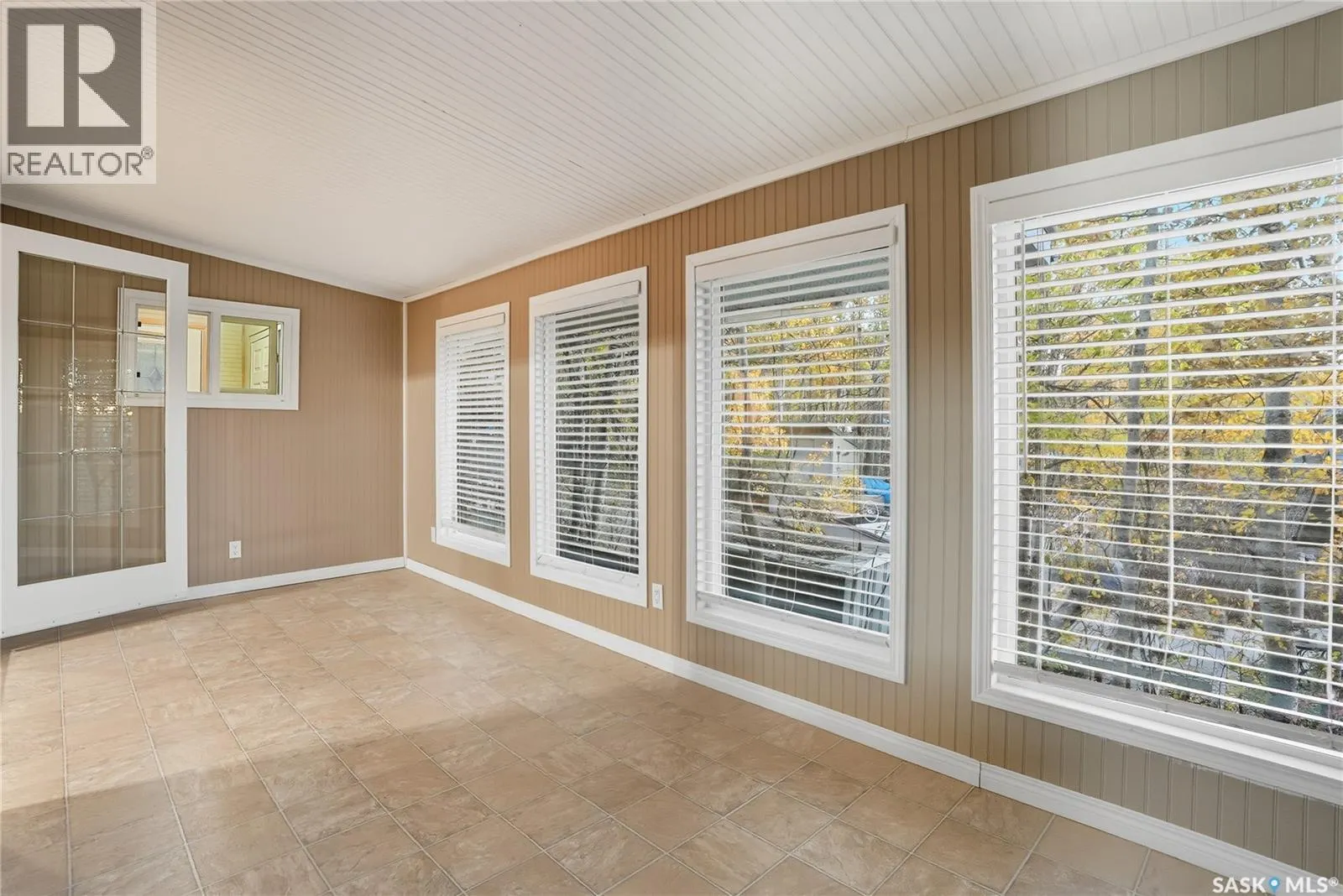 3417 Nickorick Beach Road East