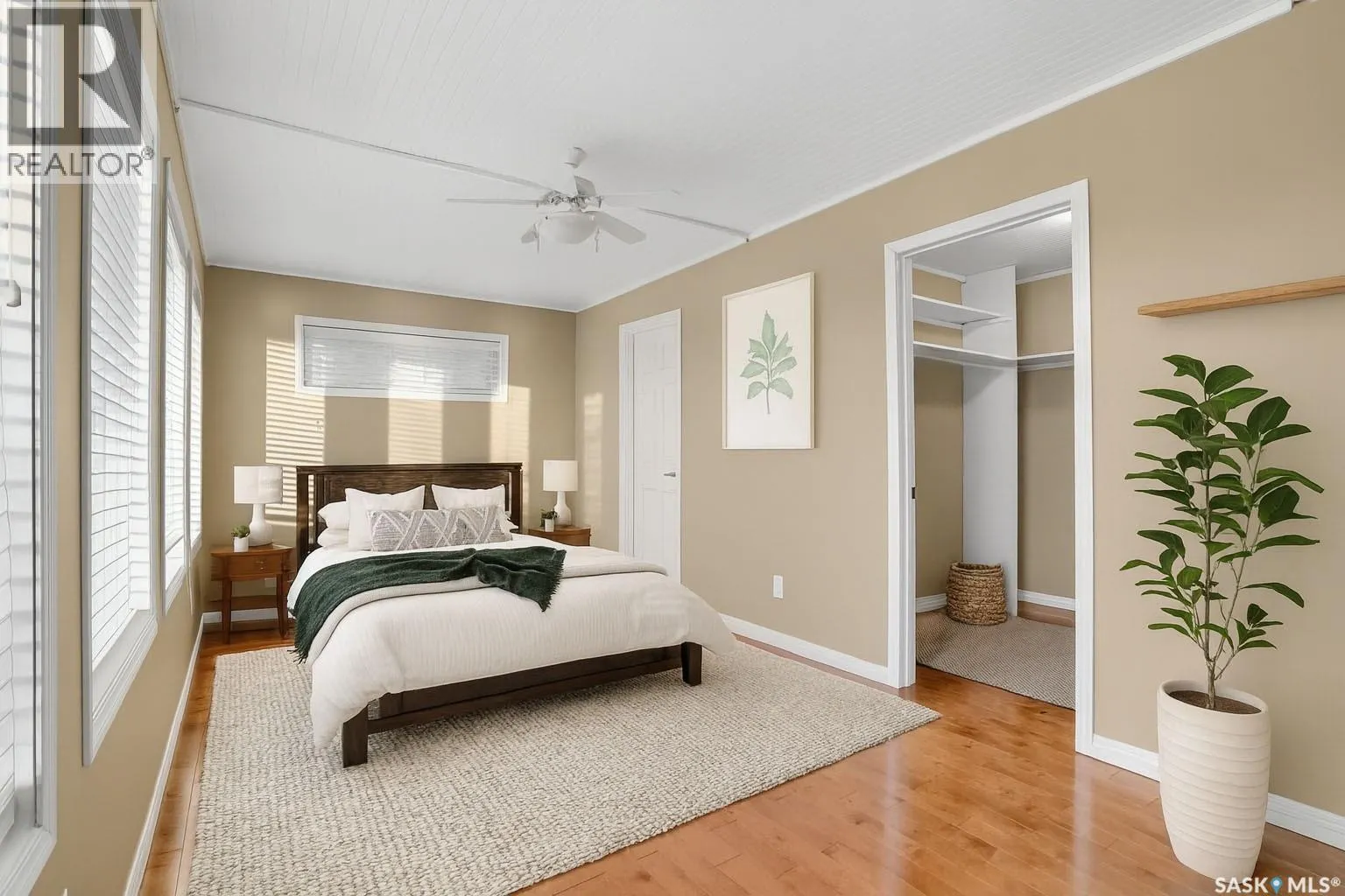 3417 Nickorick Beach Road East