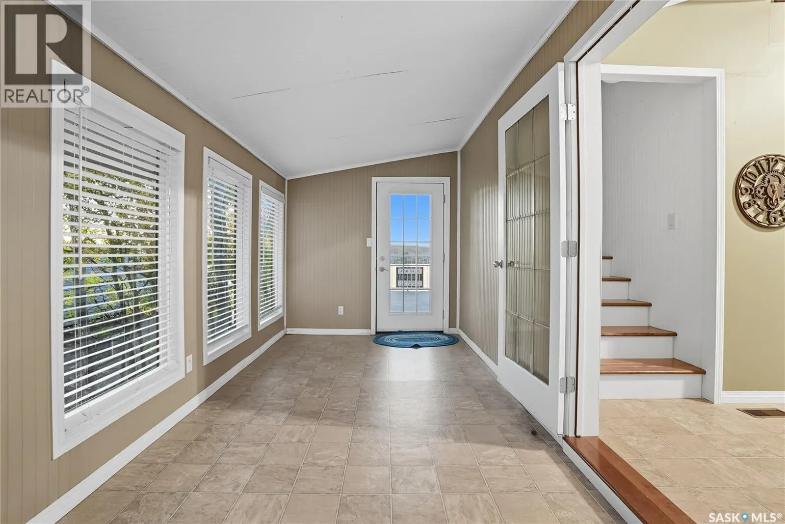 3417 Nickorick Beach Road East