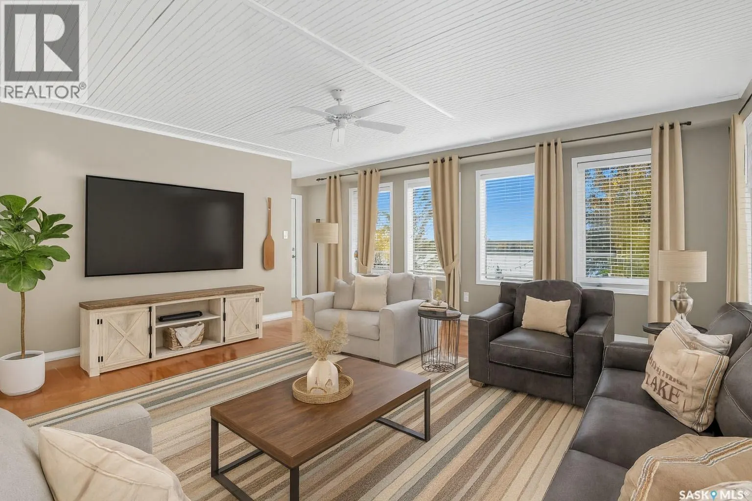 3417 Nickorick Beach Road East