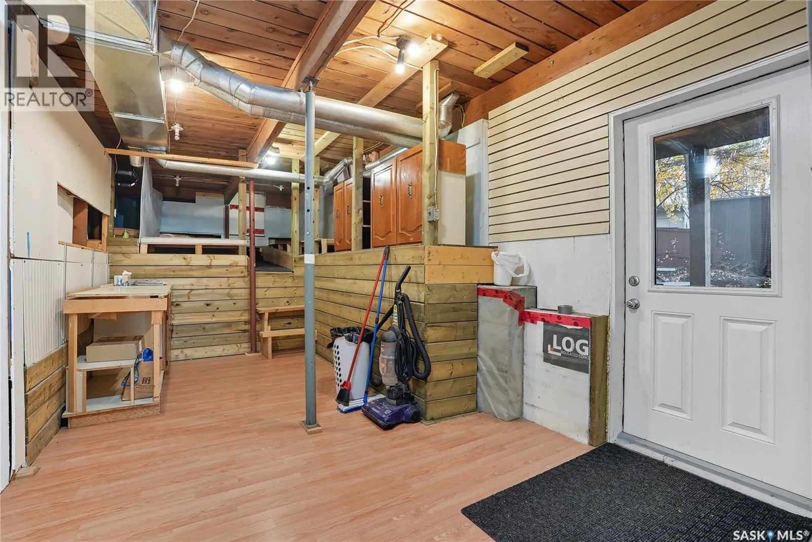 3417 Nickorick Beach Road East