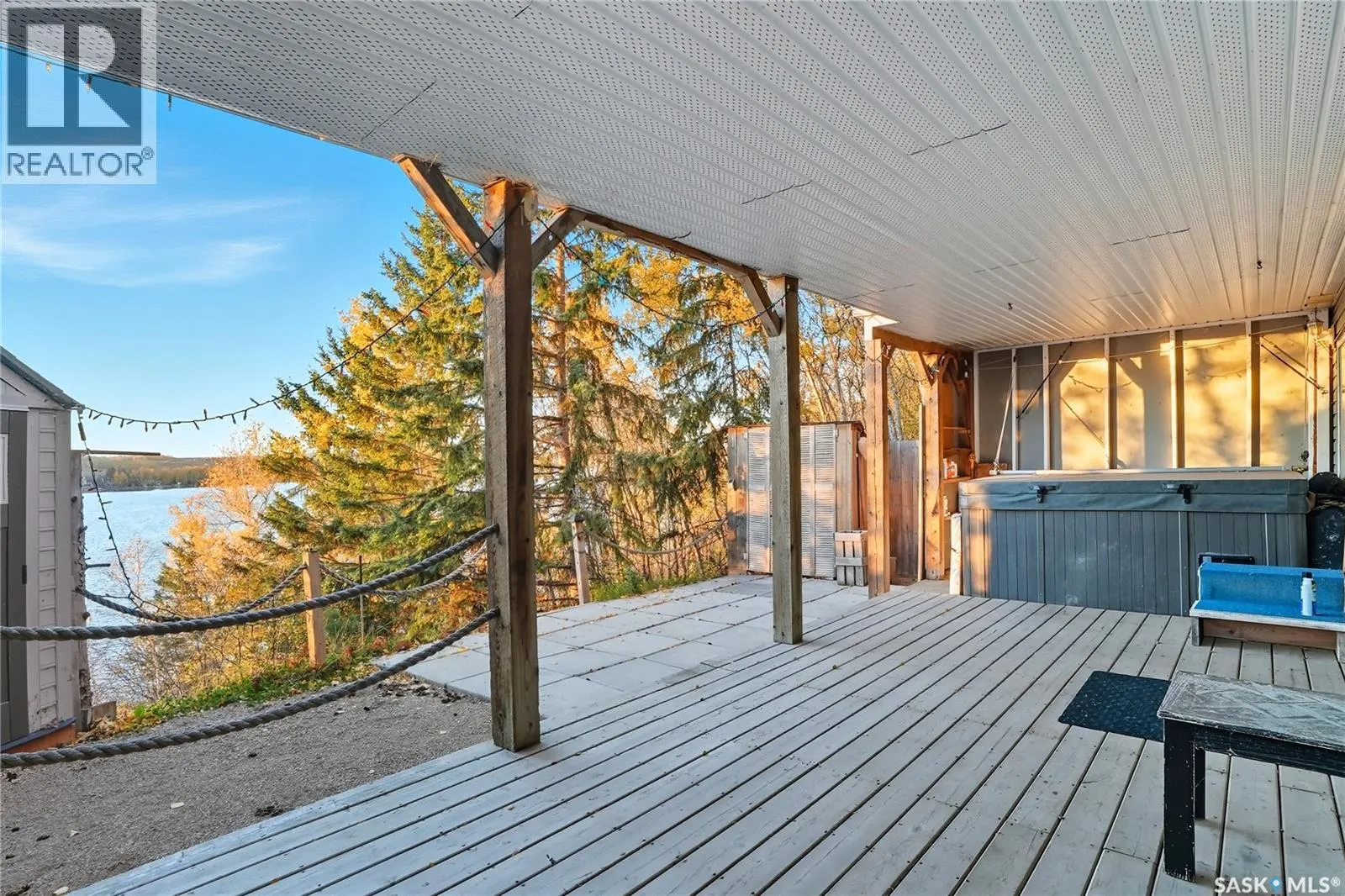 3417 Nickorick Beach Road East