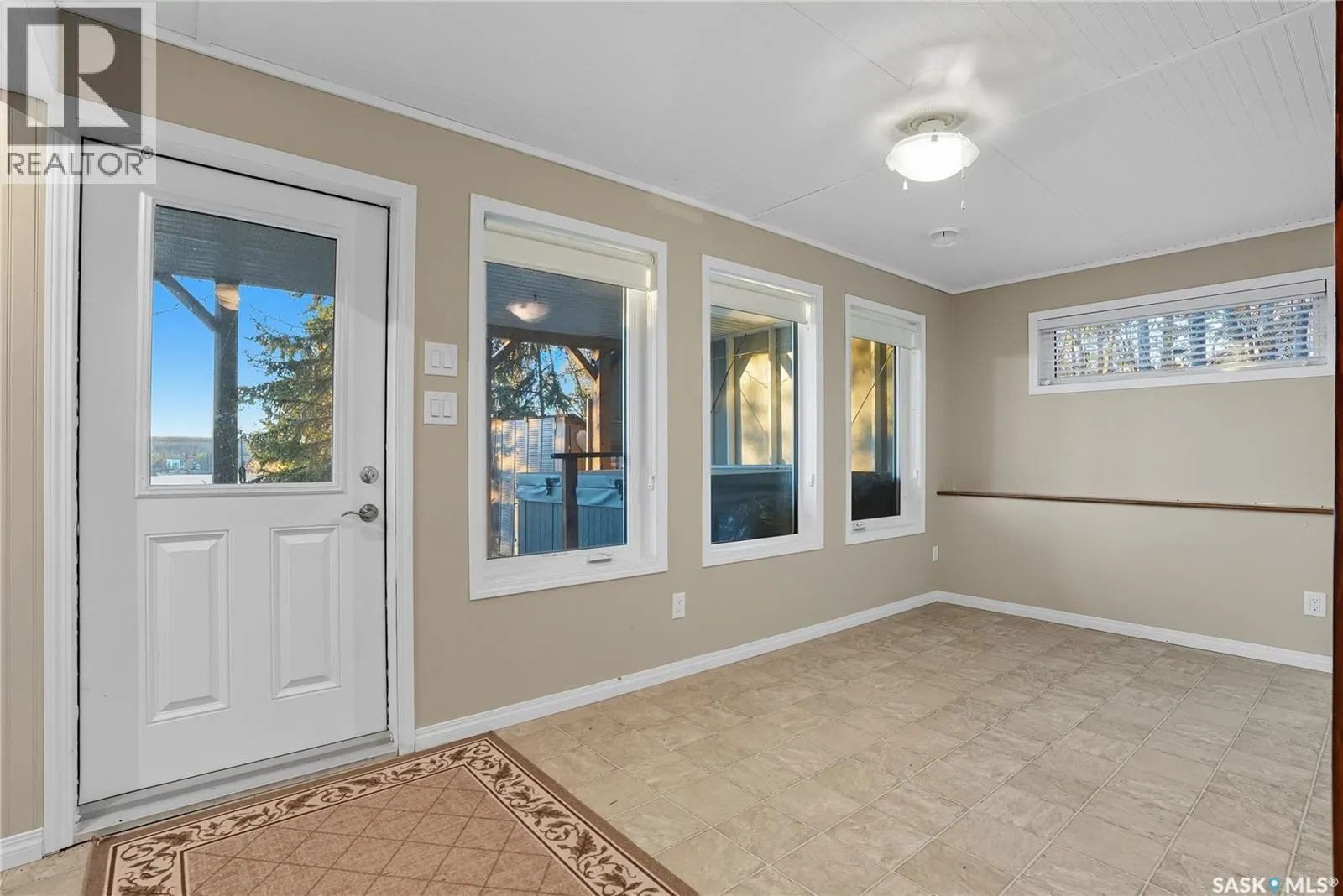 3417 Nickorick Beach Road East