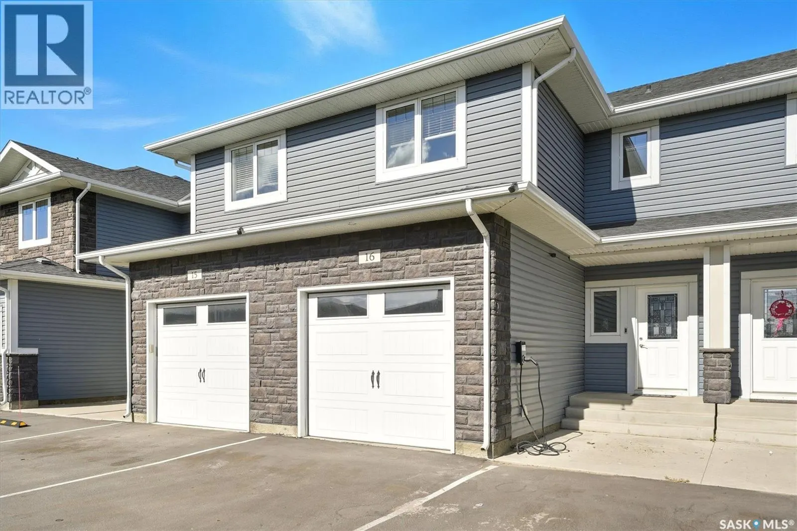 16 115 Veltkamp CRESCENT