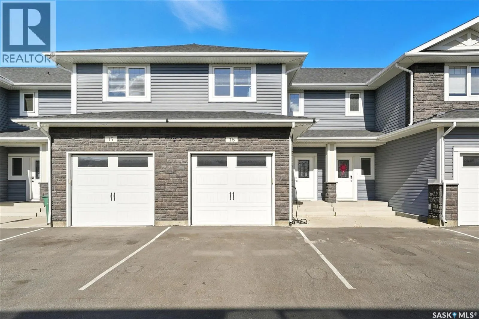 16 115 Veltkamp CRESCENT