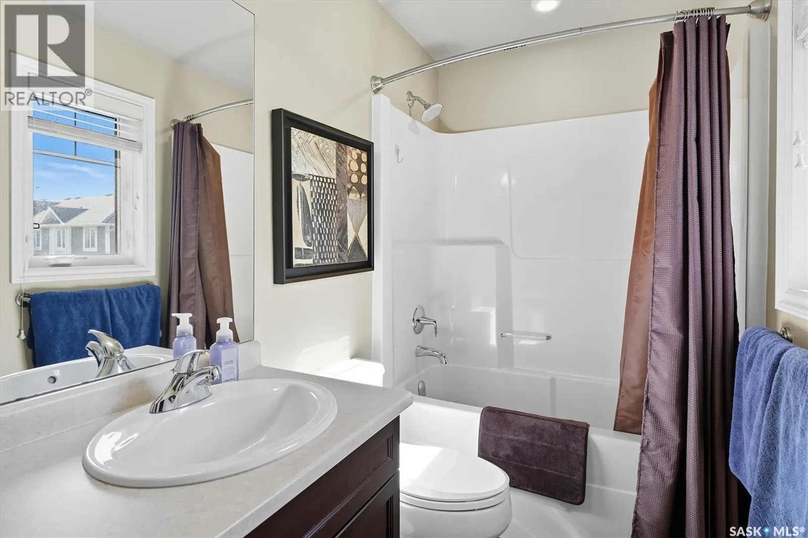 16 115 Veltkamp CRESCENT