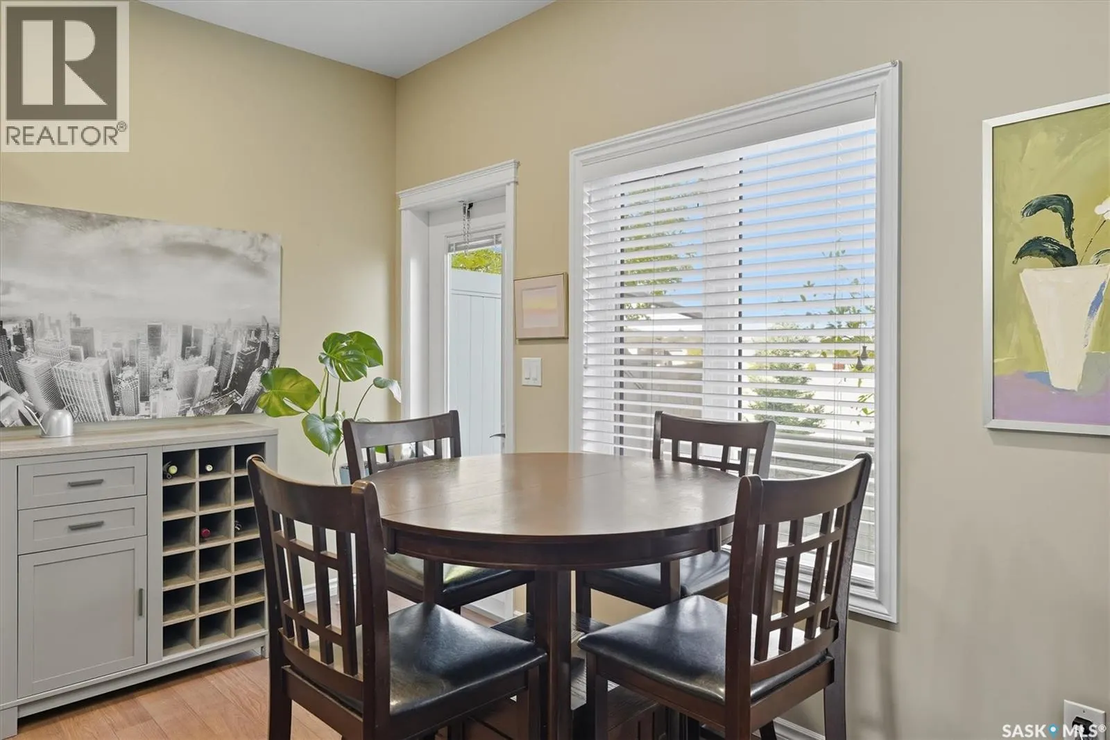 16 115 Veltkamp CRESCENT