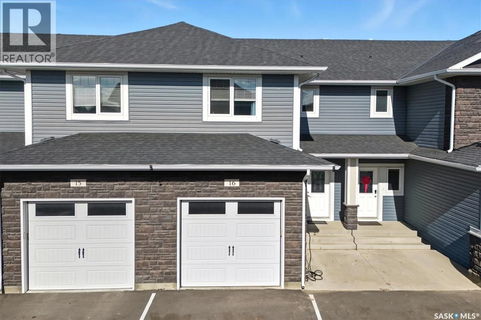 16 115 Veltkamp CRESCENT