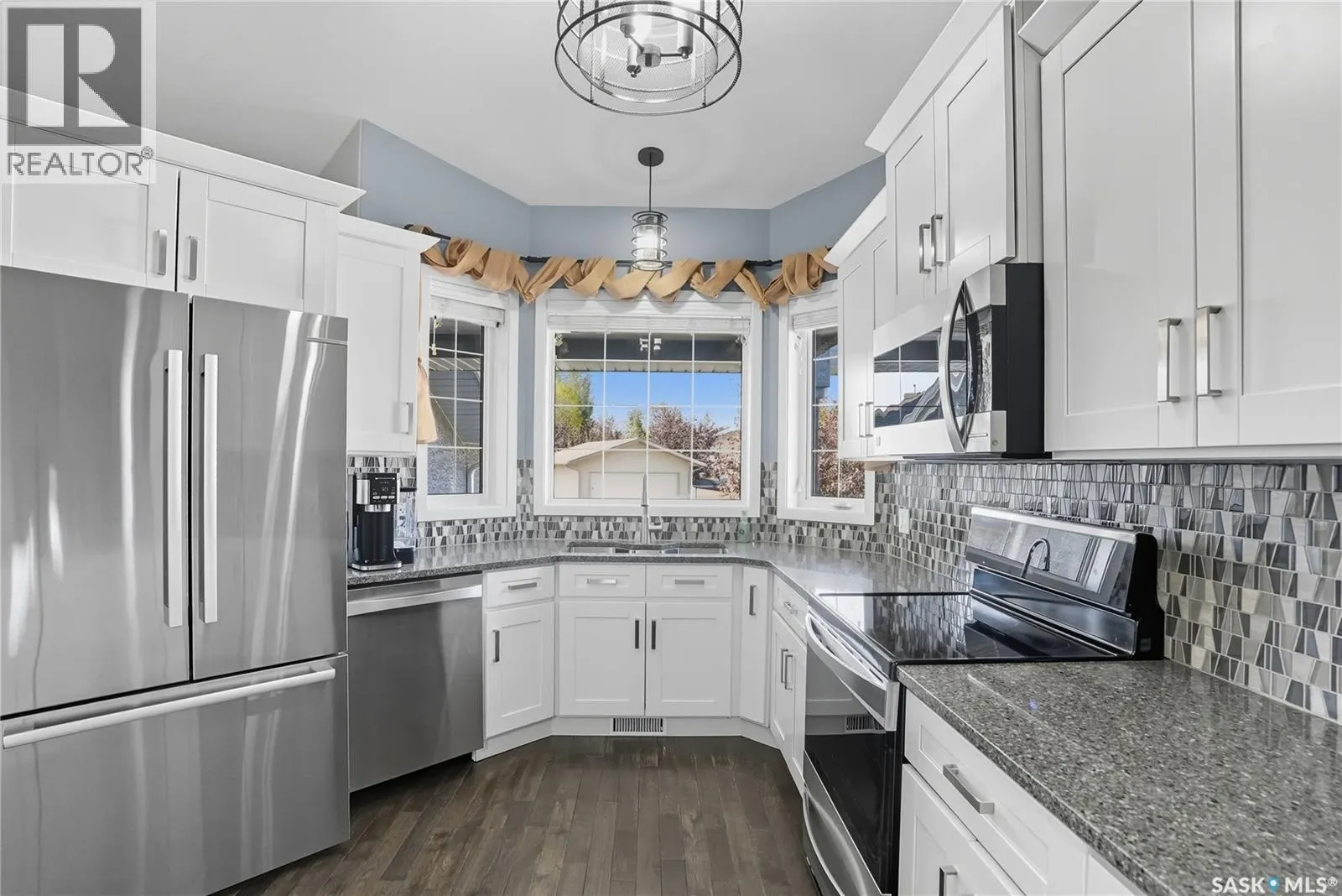 519 Guenter CRESCENT