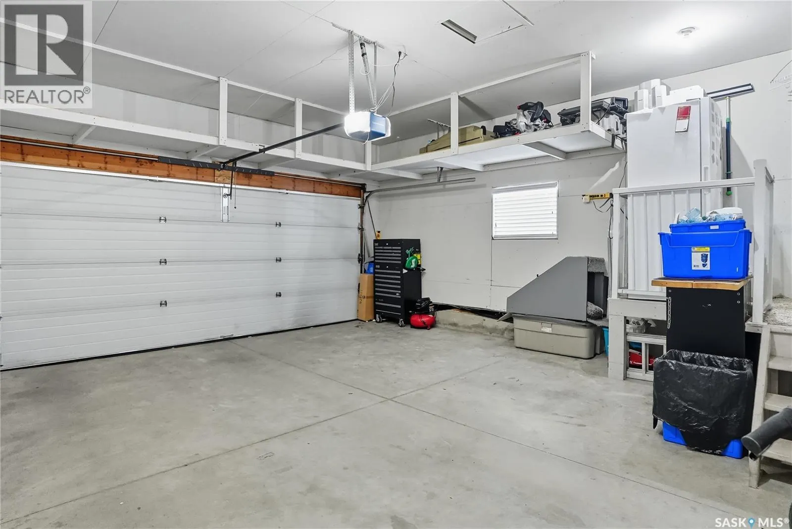 519 Guenter CRESCENT