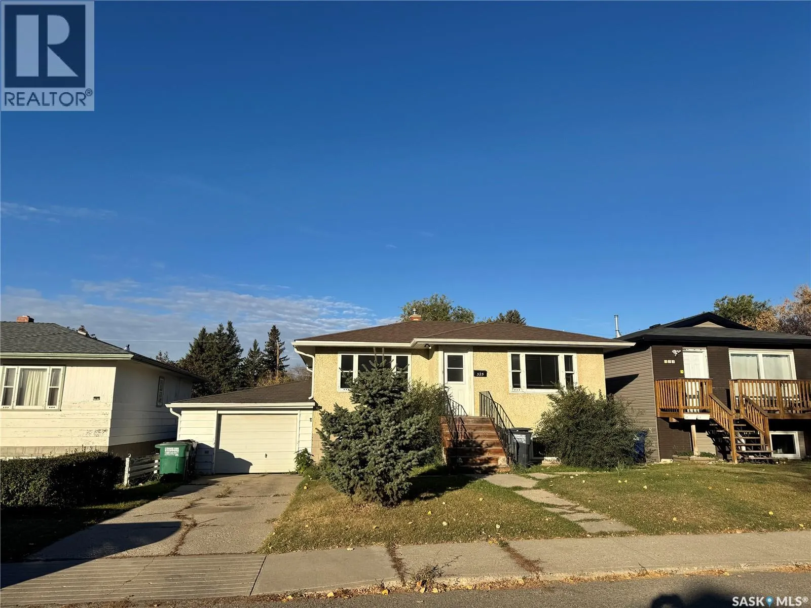 325 V AVENUE S