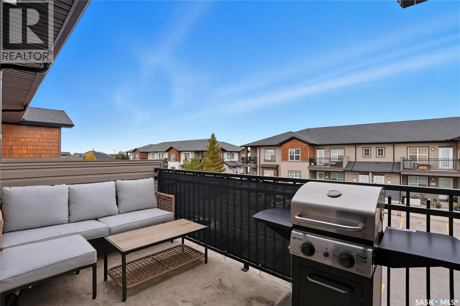 408 1015 Patrick CRESCENT